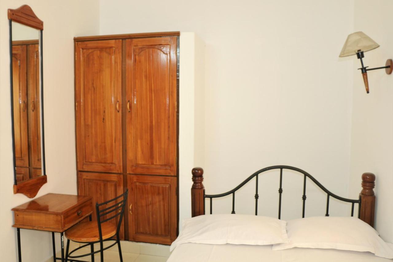 East Coast Hotel Thiruvananthapuram Kültér fotó