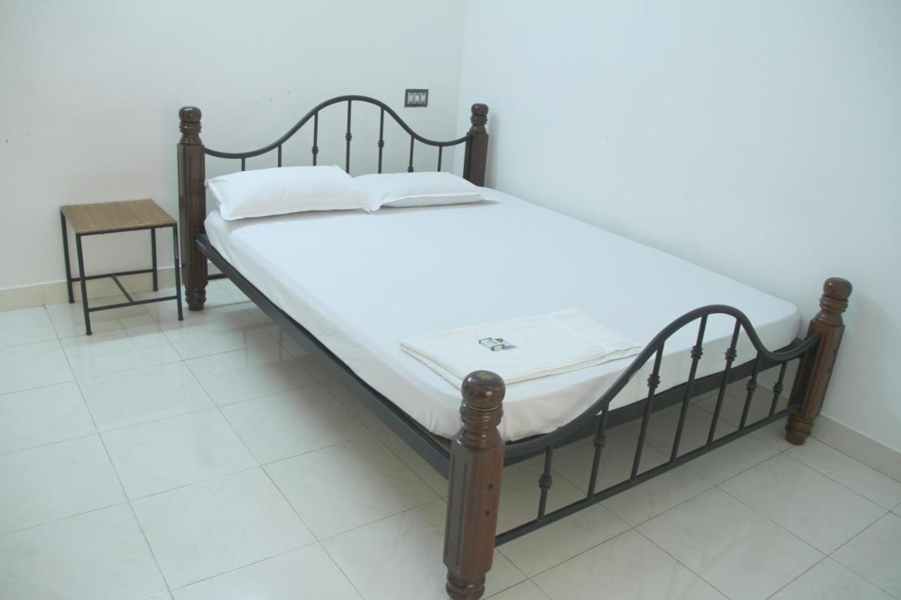 East Coast Hotel Thiruvananthapuram Kültér fotó